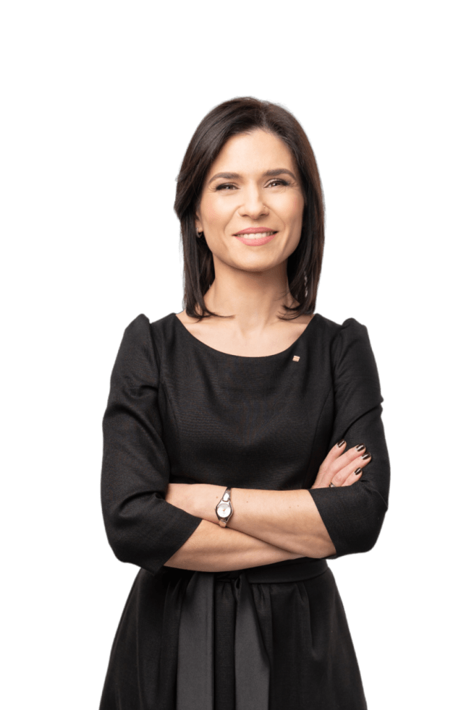 Oksana Yurik - Profile photo standing facing the camera